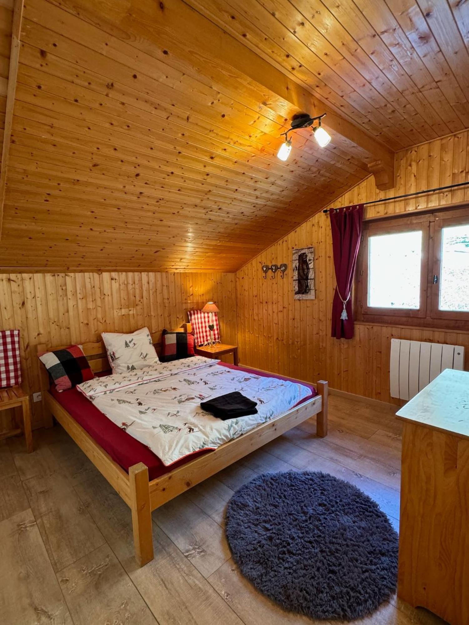 Charming, Cosy Chalet Nestled In A Breathtaking Surrounding With Spectacular, Stunning Mountain Views Ла-Шапель-д'Абонданс Екстер'єр фото
